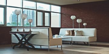 A Neutral Perspective on Maximalist Approach to Home Decor