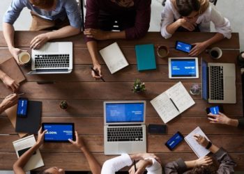 Wait a Minute! How to Take Meeting Minutes (and Make It Count)