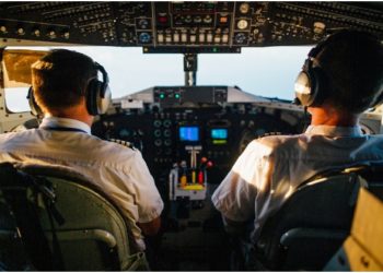 TOP CAREER OPTIONS IN THE AVIATION SECTOR