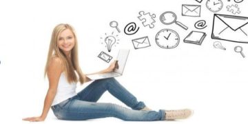 How writing services help to save time and find a job for students