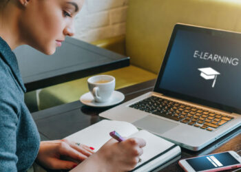 Start Your Own Online Courses Successfully: 7 Essential Steps