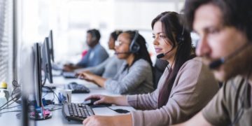 Key benefits of Call Center Software to big companies