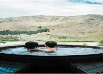 10 Ways In Which A Hot Tub Improves Your Physical Health
