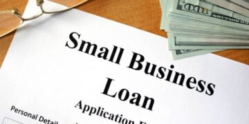 Applying for a small business bank loan – Eric J Dalius points out three questions
