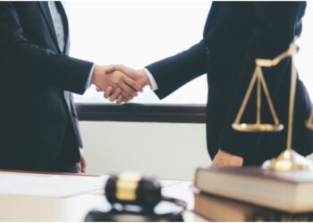 6 Times You Need to Hire a Small Business Laywer