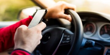 How to Prevent Texting and Driving: 5 Effective Ways