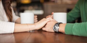 How to Approach a Loved One About Rehab