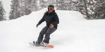 Three Reasons to Try Snowboarding if You’ve Always Wanted To