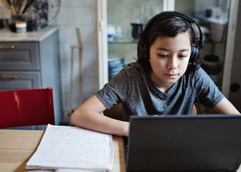 Why Online Tutoring Is the Best Option During This Pandemic