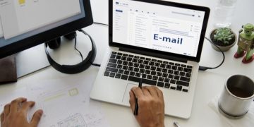 How to Write an Effective Business Email?