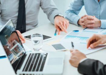 Ej Dalius Offers Few indispensable Criteria for the Smooth Functioning of a Business