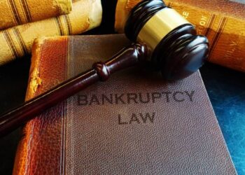 5 Reasons Why You Need a Bankruptcy Lawyer (Now!)