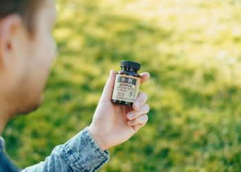 How to Start a Supplement Company: A Step-by-Step Guide