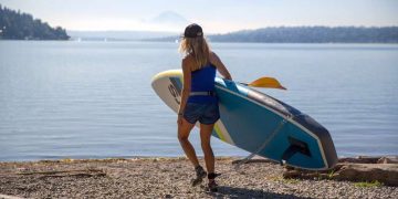 Experience Stand up Paddle Boarding – What to Pack