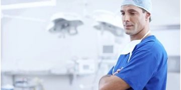How to become a doctor? – Step by step guide