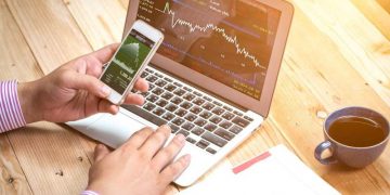 How to Find Stocks to Day Trade: 7 Factors to Keep on Your Radar
