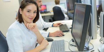4 Reasons to Start a Career in Medical Billing