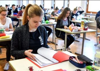 How to Know When High School is Getting Too Hard to Handle