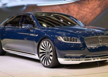 The Lincoln Continental Is a Sophisticated Luxury Sedan That’s Aged Like a Fine Wine