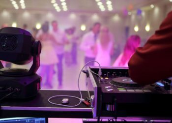 Discover What Audio Equipment is Needed for a Wedding