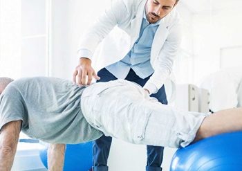 How effective is physiotherapy to reduce chronic pain?