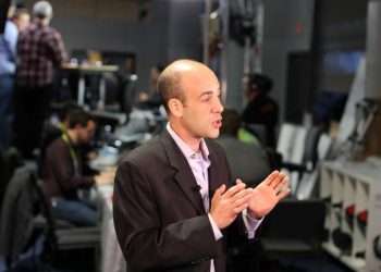 BECOME A TRANSFORMATIONAL LEADER: TEN CRUCIAL STEPS