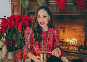 5 Comfy Outfits To Help You Ring In The New Year