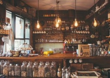 10 Amazing Ideas for Building Your Own Home Beer Room