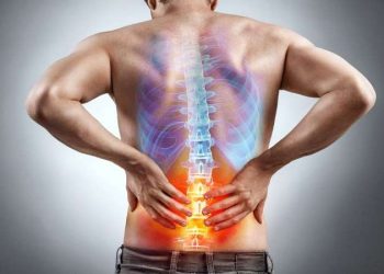 How to Manage Lower Back Pain Symptoms (in 5 Minutes)