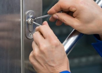 Locksmiths And The Services They Provide