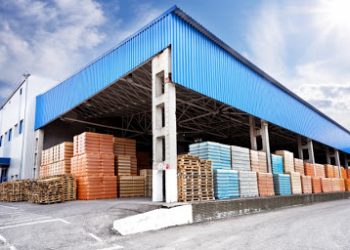 Shipping Success: 3 Tips for Managing a Warehousing Business