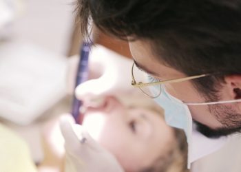 A Review of Comprehensive Dental Services