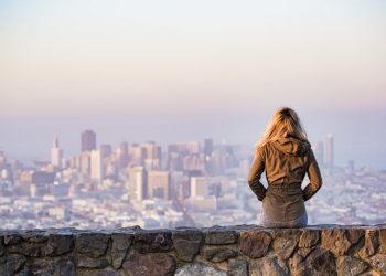 How to Adapt to a New Country