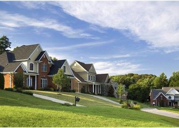 How to Winterize a Home Checklist: 7 To-Dos Before Temperatures Drop