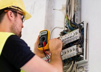 How To Choose An Electrical Contractor: Questions To Ask, Things To Consider