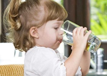 Why Drinking Water Is the Way to Go (For Kids)