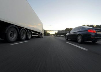 9 Steps to Take Following an Accident With a Semi-Truck