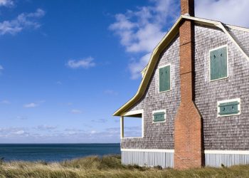 Understanding Flooding Risks When Buying a home