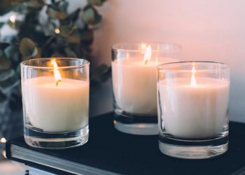5 Reasons Why You Should Consider Buying Scented Candles for Your Bathroom