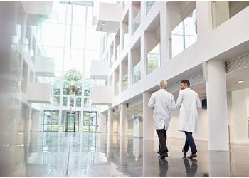 WHAT IS PHOTO RESTORATION, AND HOW DOES PHOTO RESTORATION WORK?