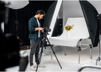 Between Prudence And Profusion: How To Determine The Real Price Of Product Photography?
