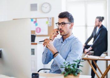 How Businesses Can Benefit From a Mass Calling