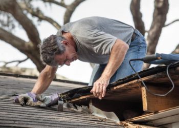 The Common Roofing Problems: A Homeowner’s Guide