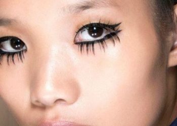Tips on how to Choose the Best Mascara for Your Lash Extensions