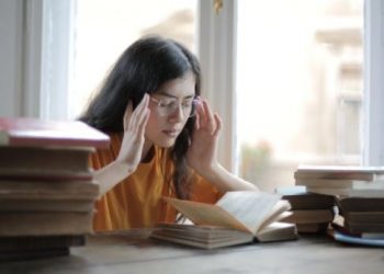 5 Reasons Why Students Seek Online Essay Help