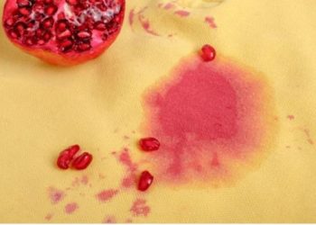 How to get Pomegranate Juice Out of Clothes?