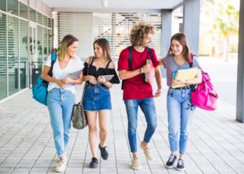 How to Prepare Your Teen for College Life