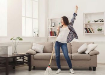 Messy Living Space? Learn How to Clean Your Home When You’re Stressed