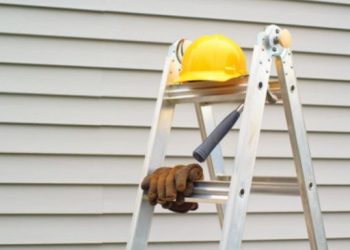 How Much Does It Cost to Repair Siding on a House?