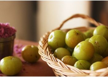 Amla Powder Benefits For Hair – Amla Powder Hair Mask 